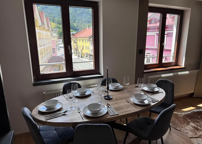 Alpin Am Dorfbrunnen Family アパート