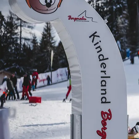Alpin Am Dorfbrunnen Family Apartmán *